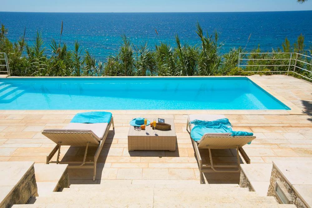 Villaparadiso Beach Front Villa Makris Gialos Аргостолион Экстерьер фото