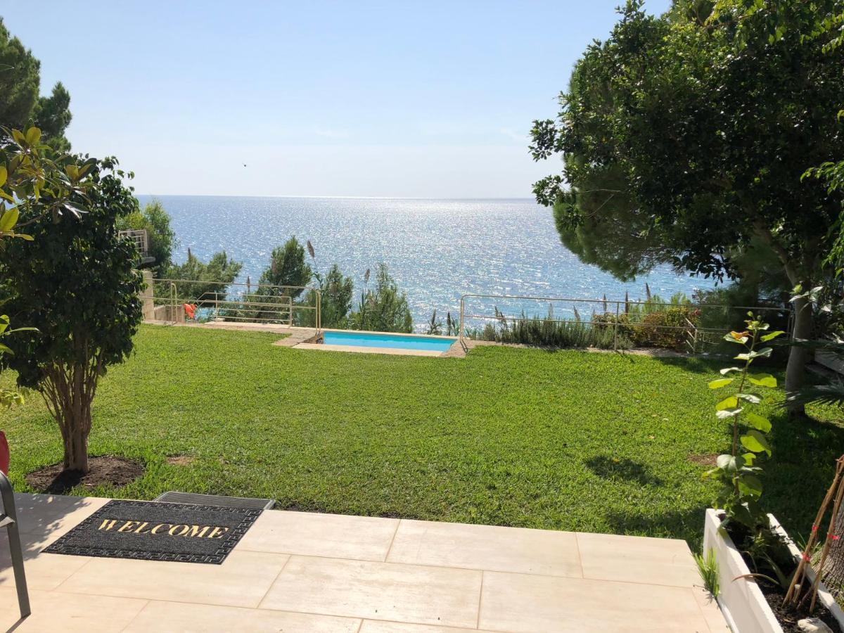 Villaparadiso Beach Front Villa Makris Gialos Аргостолион Экстерьер фото
